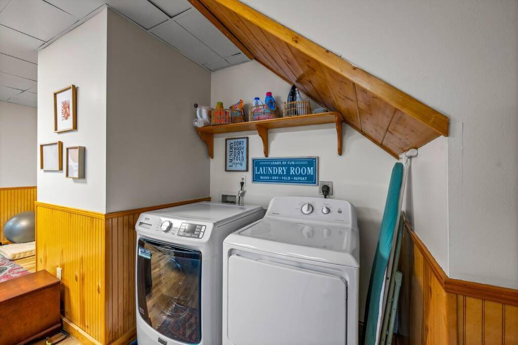 Log Cabin, Hot Tub, Fireplace, Pool Table & Views! Sevierville Εξωτερικό φωτογραφία